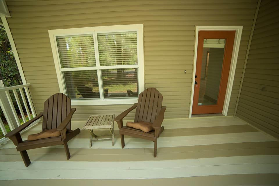 MAGNOLIA BEACH - Residential