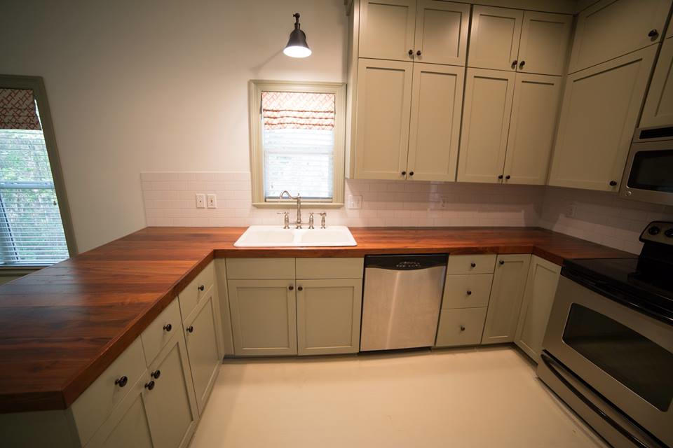 MAGNOLIA BEACH - Residential