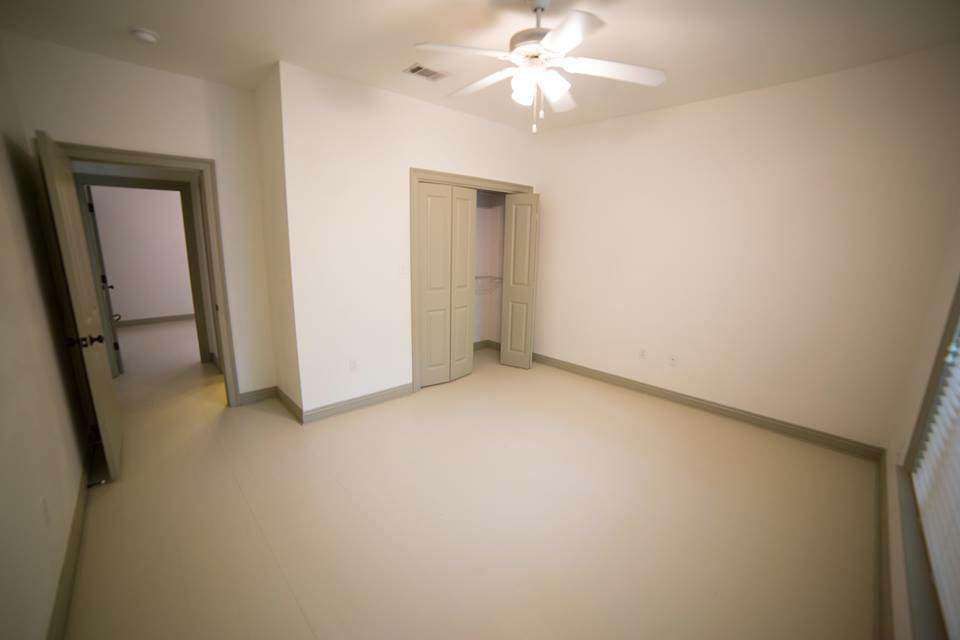 MAGNOLIA BEACH - Residential