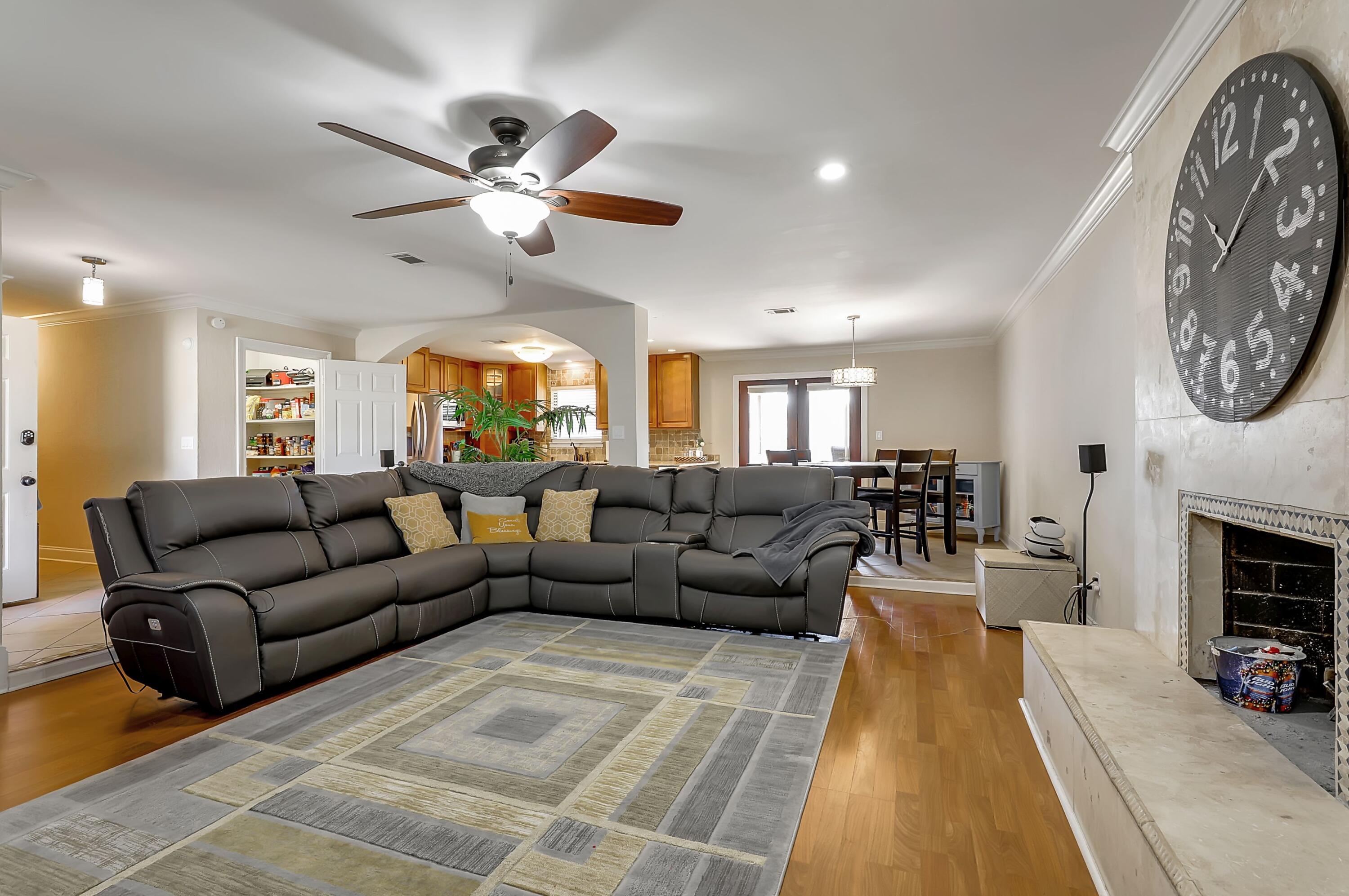 Metes & Bounds....Lengthly legal - Residential