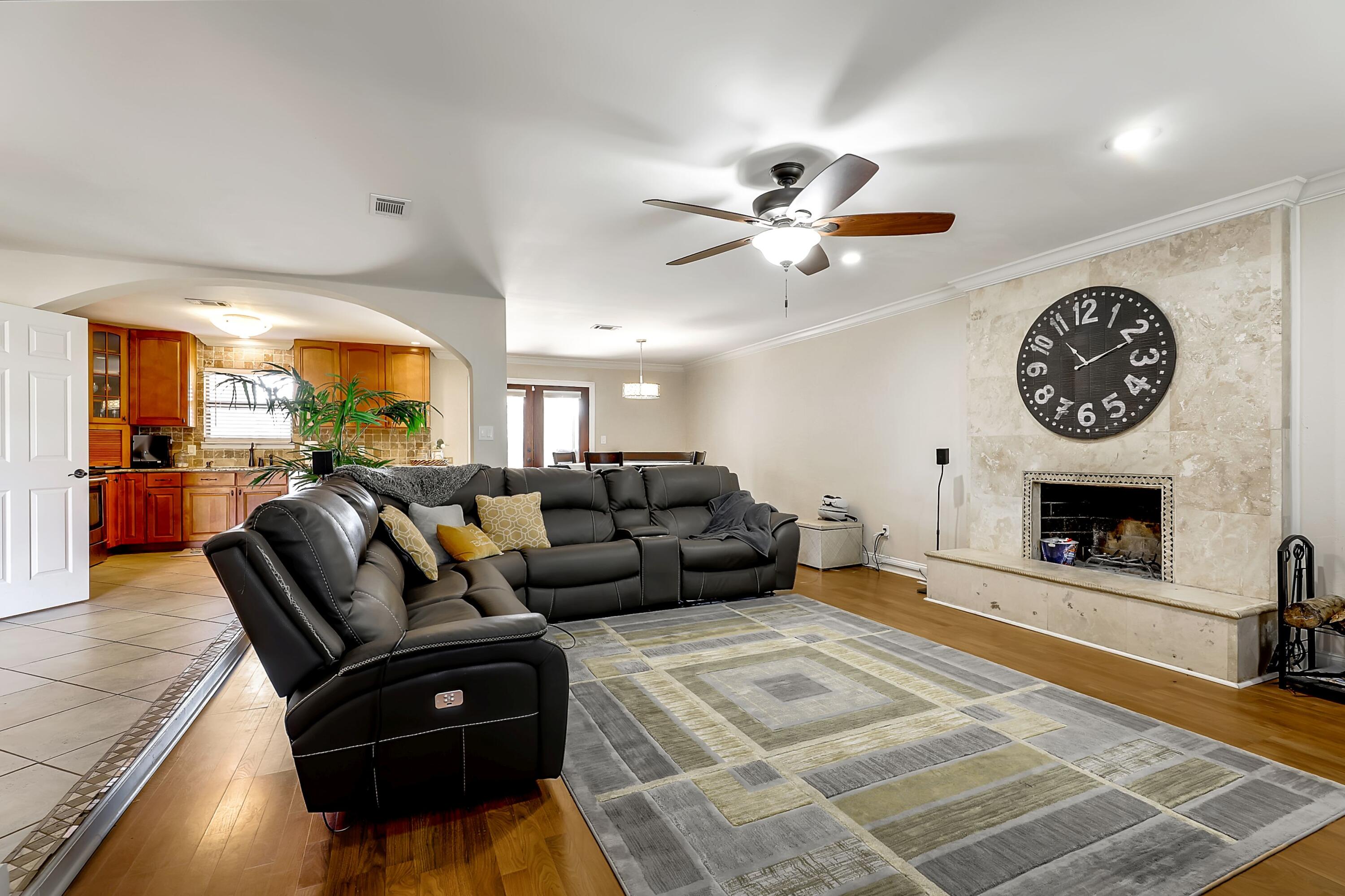 Metes & Bounds....Lengthly legal - Residential
