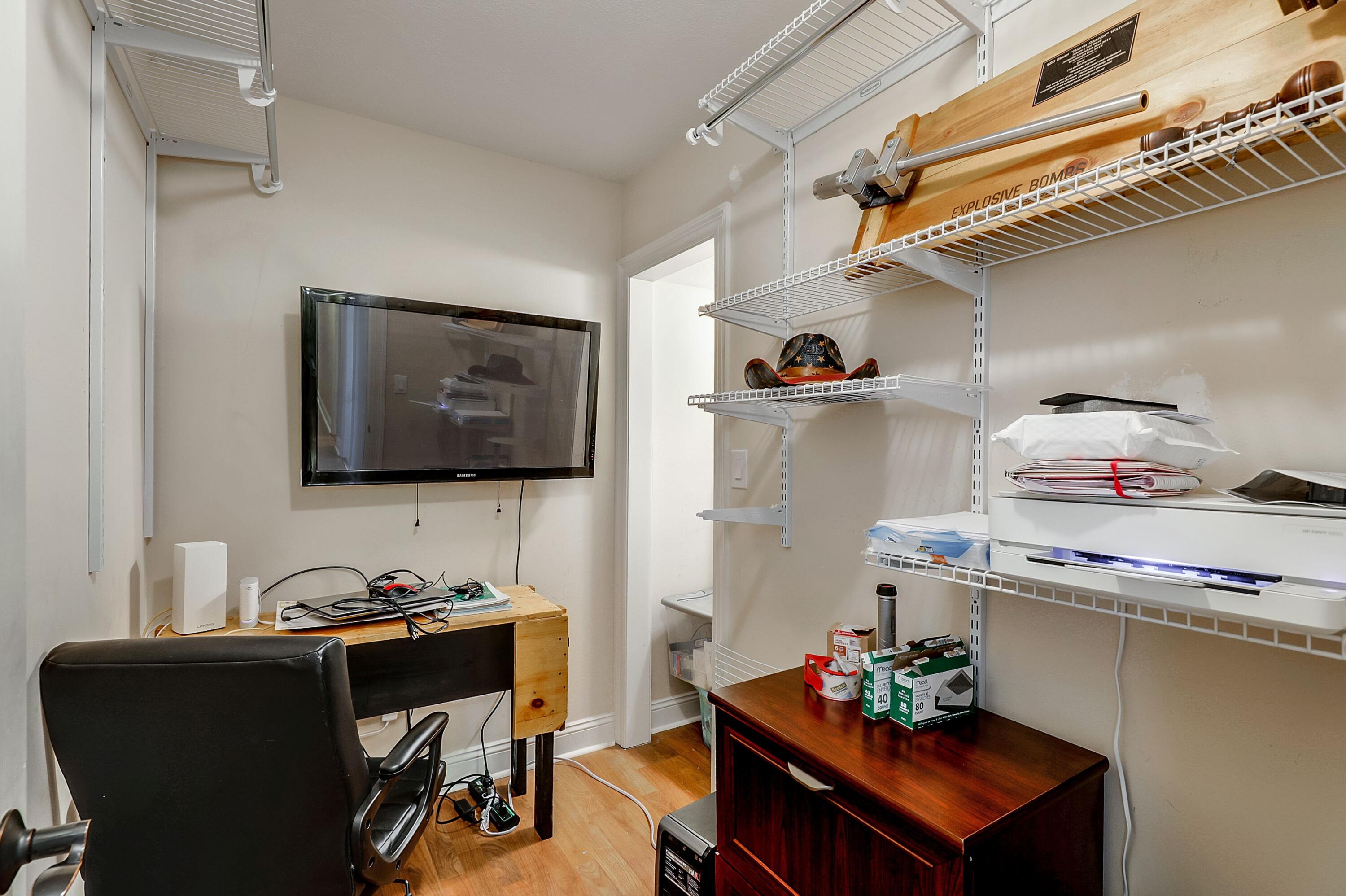 Metes & Bounds....Lengthly legal - Residential
