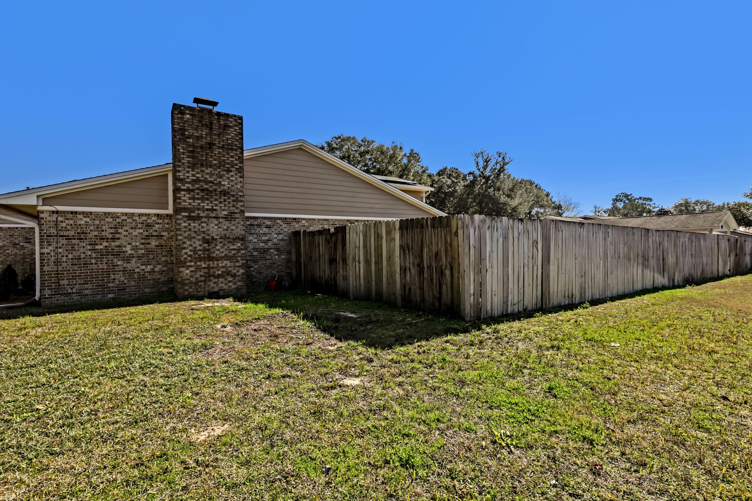 Metes & Bounds....Lengthly legal - Residential