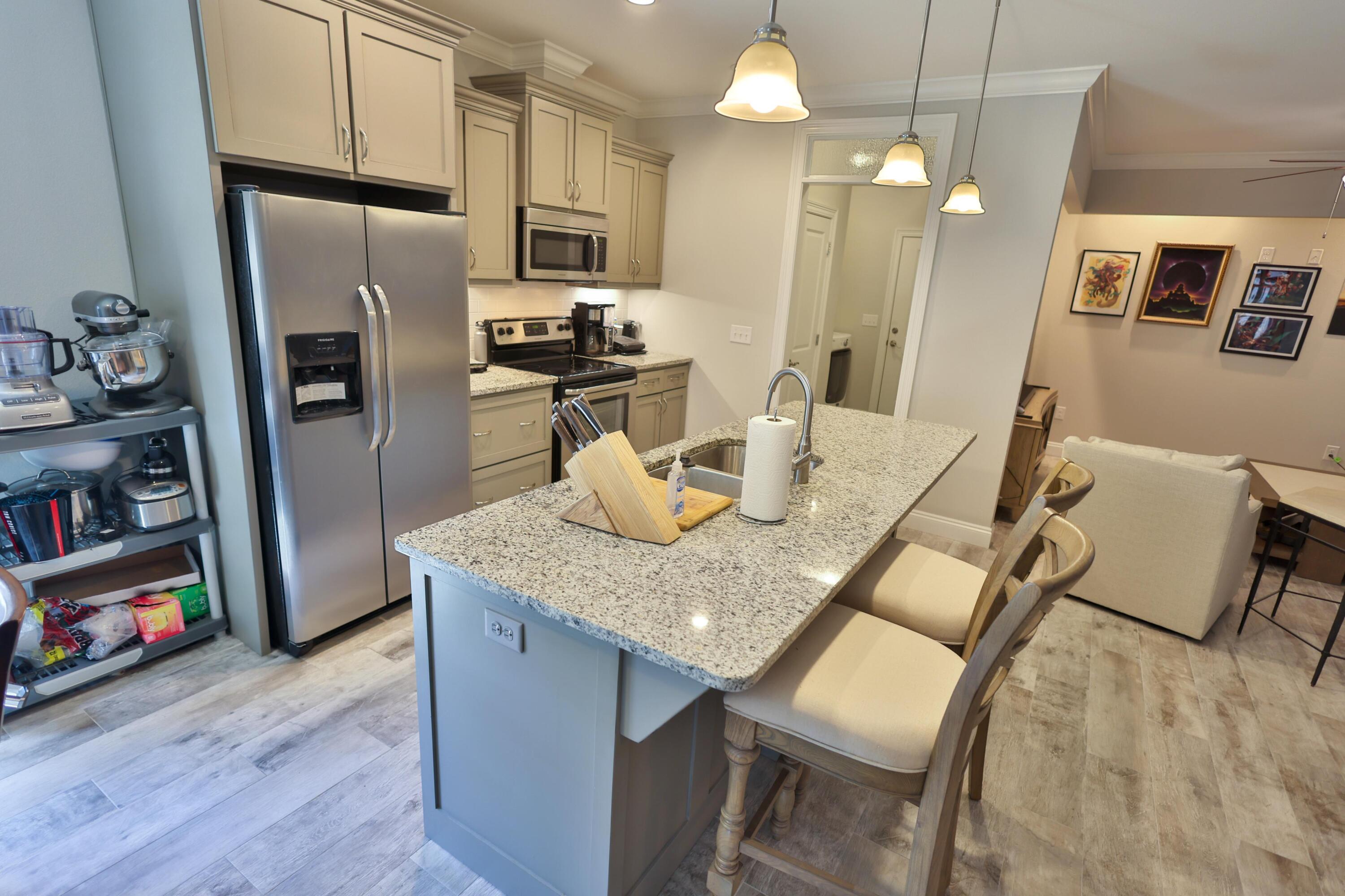 FOUNTAINVIEW - Residential
