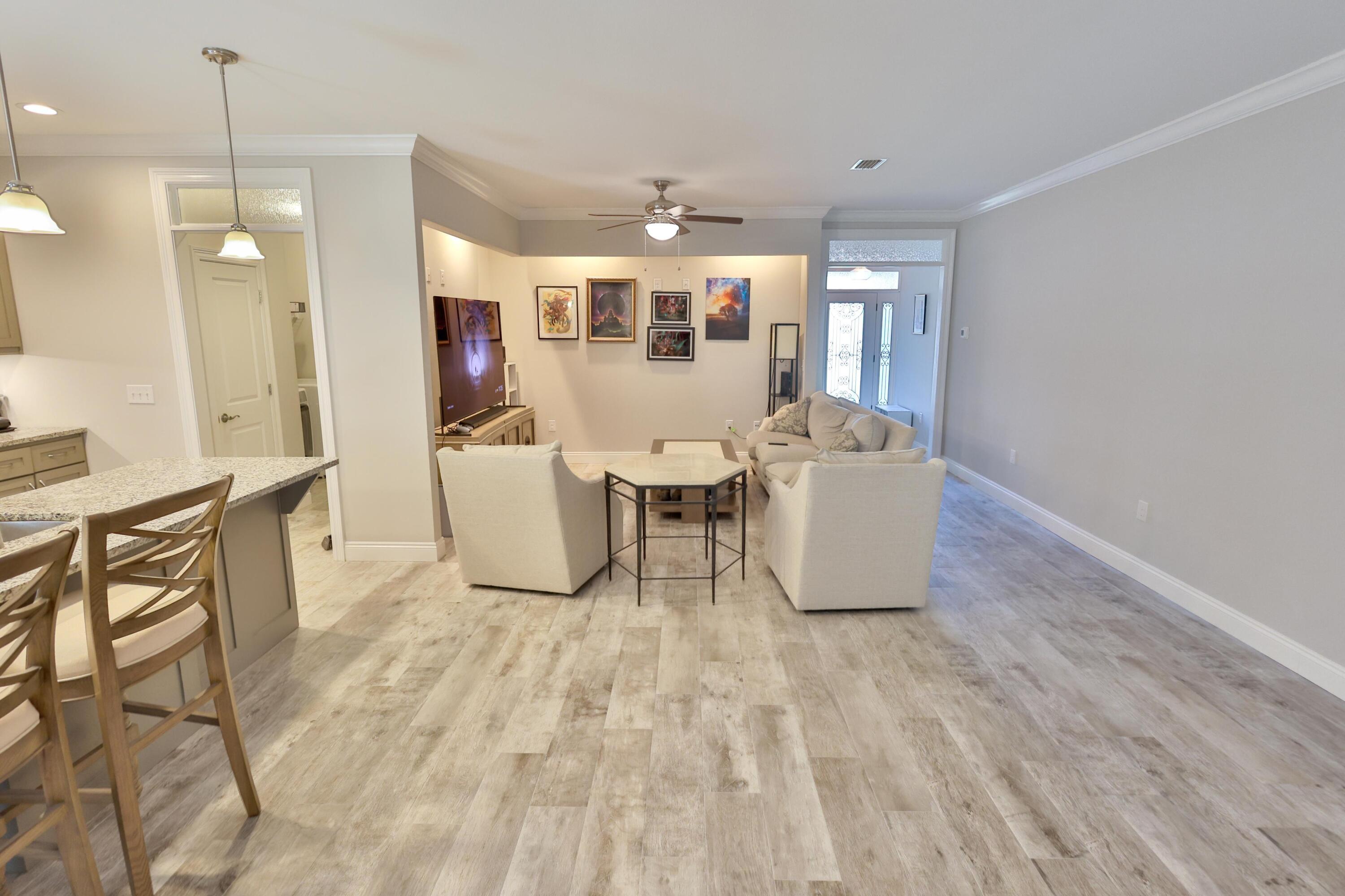 FOUNTAINVIEW - Residential