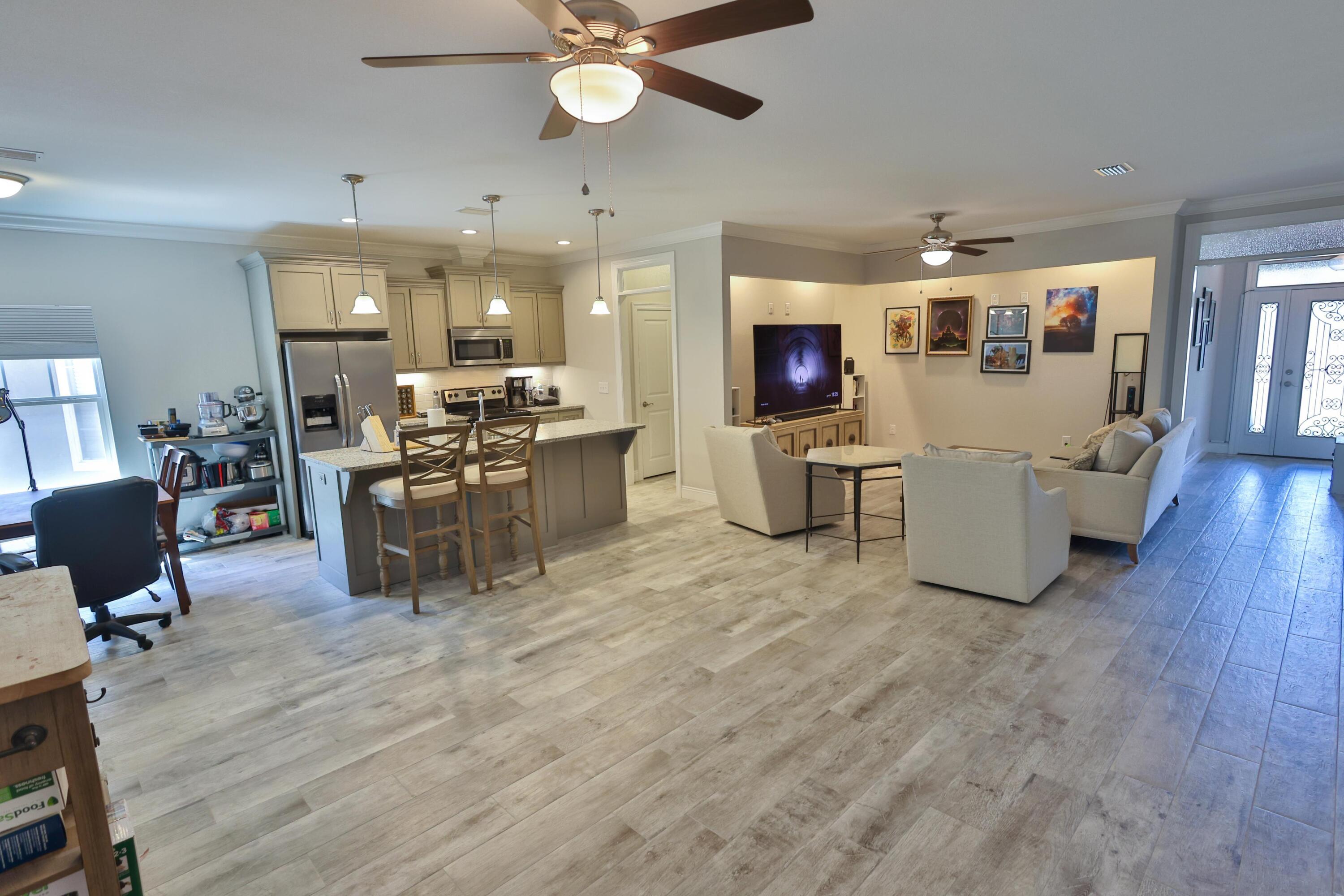 FOUNTAINVIEW - Residential