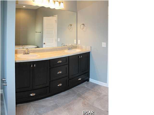 WOODLAWN VILLAGE PH 1 - Residential