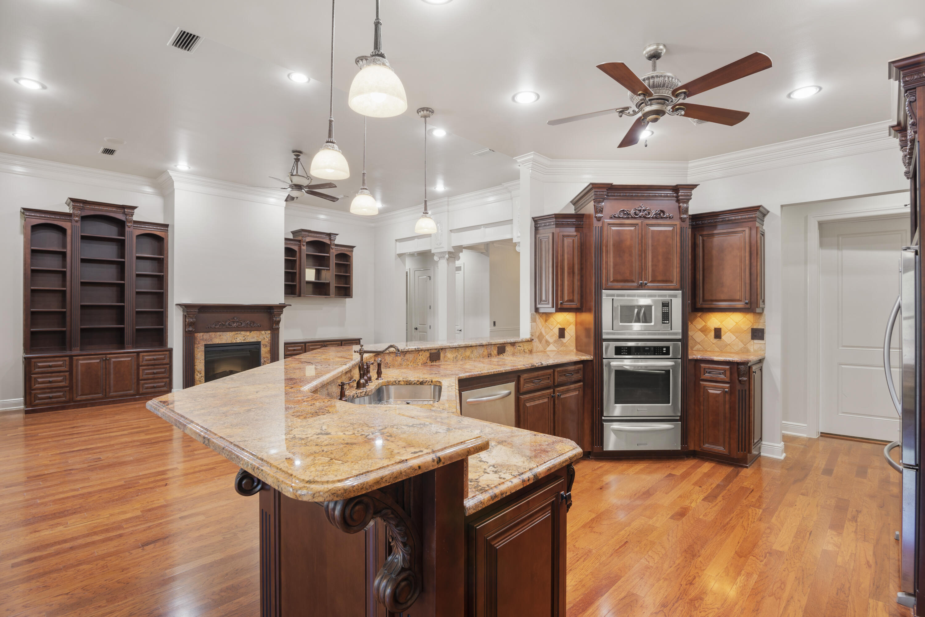 RIVER BEND - Residential Lease