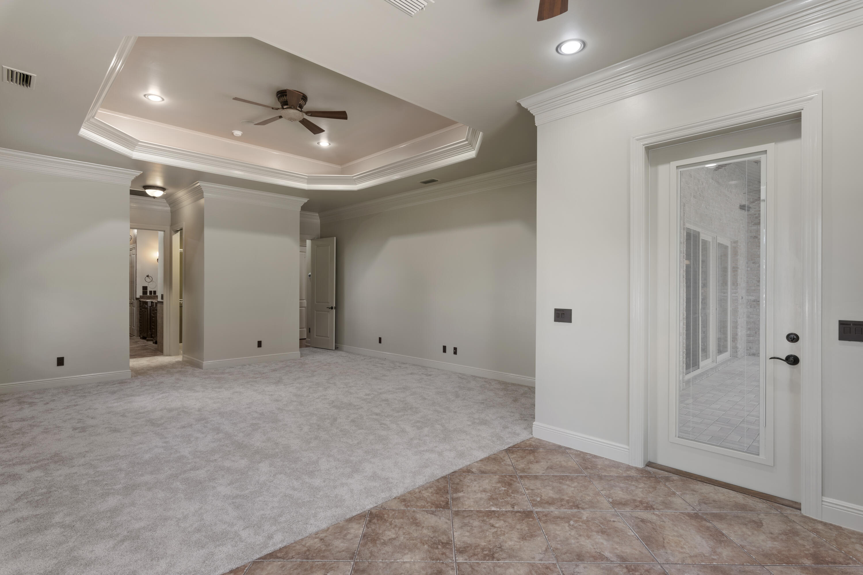 RIVER BEND - Residential Lease