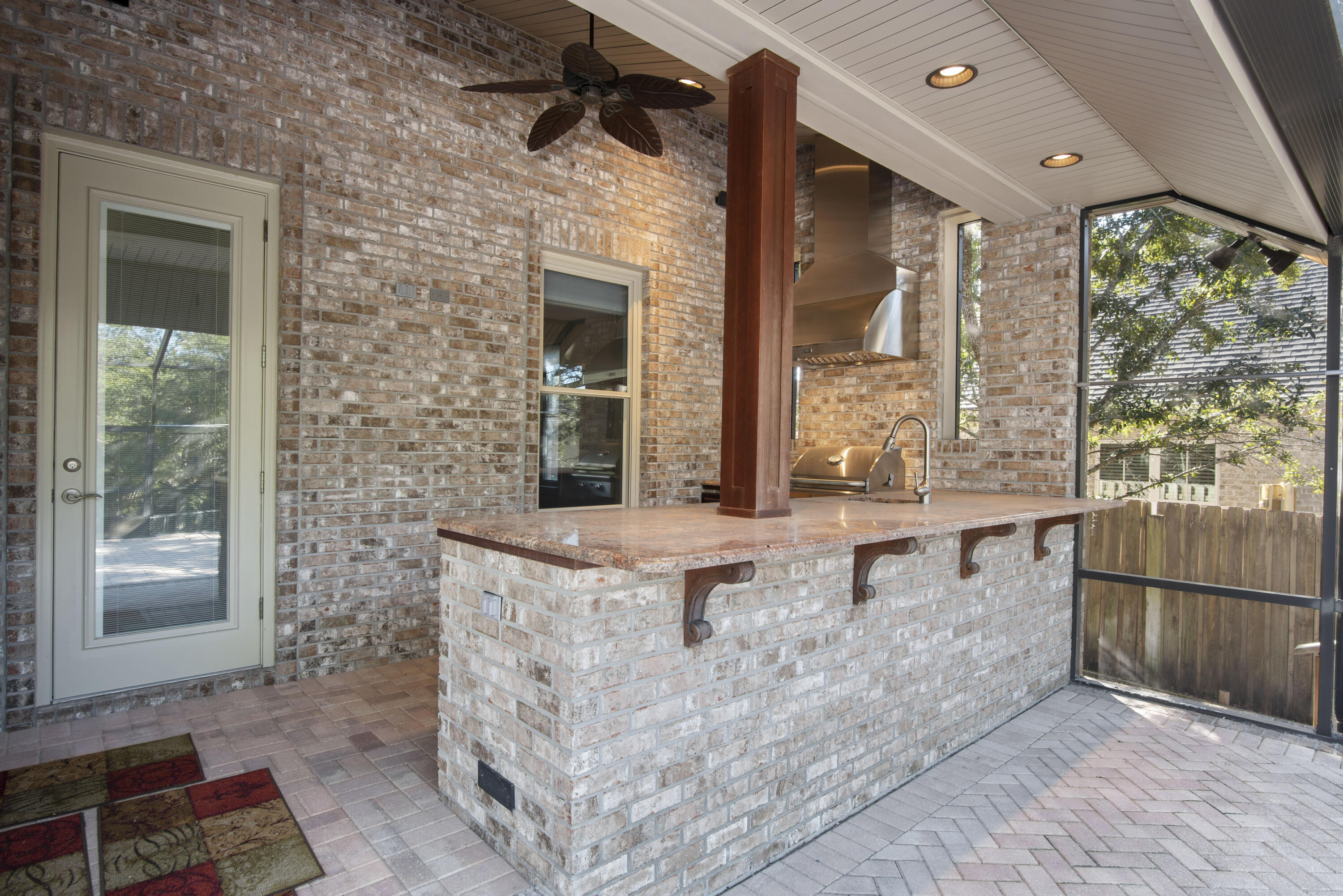 RIVER BEND - Residential Lease