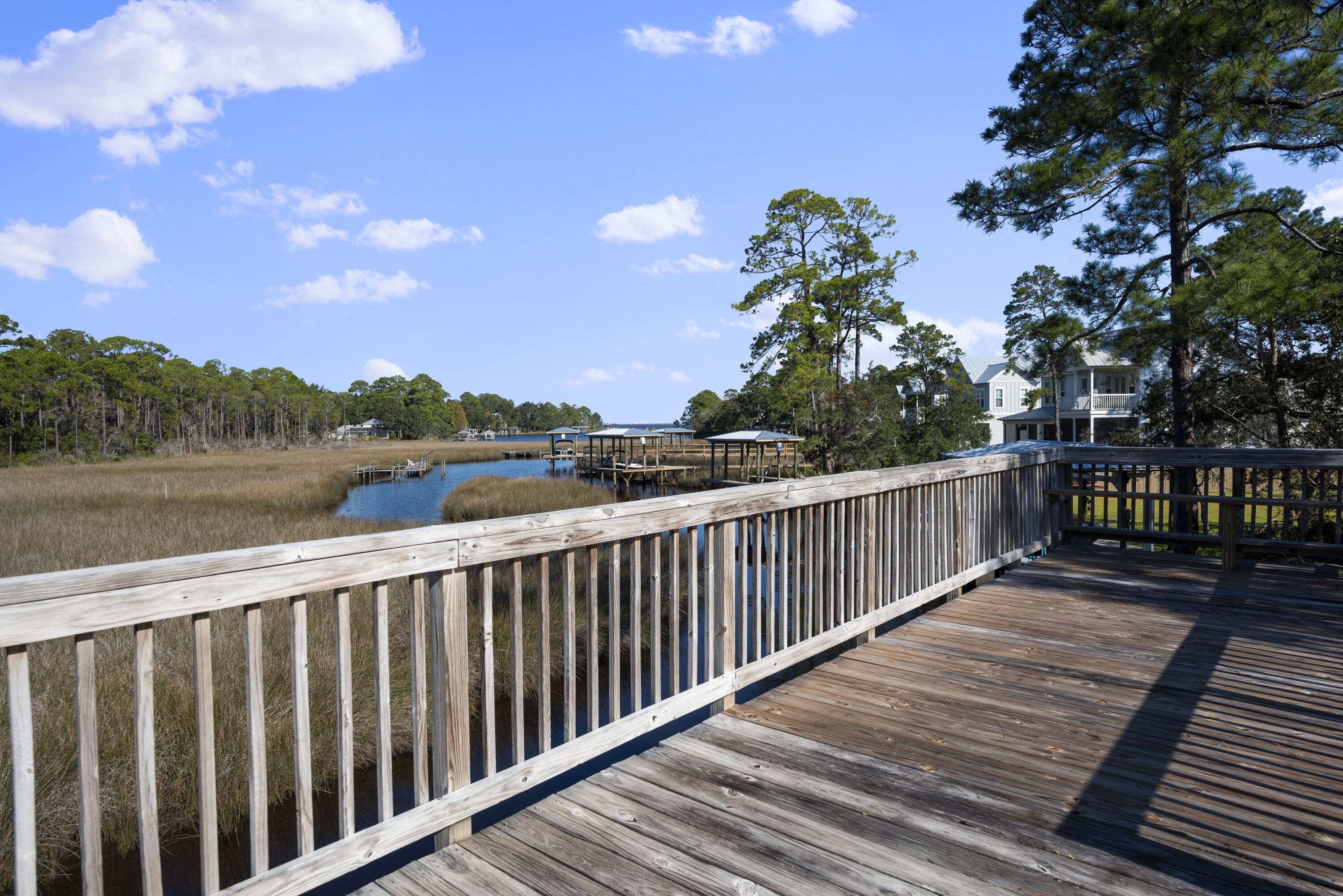 RIVER BEND - Residential Lease