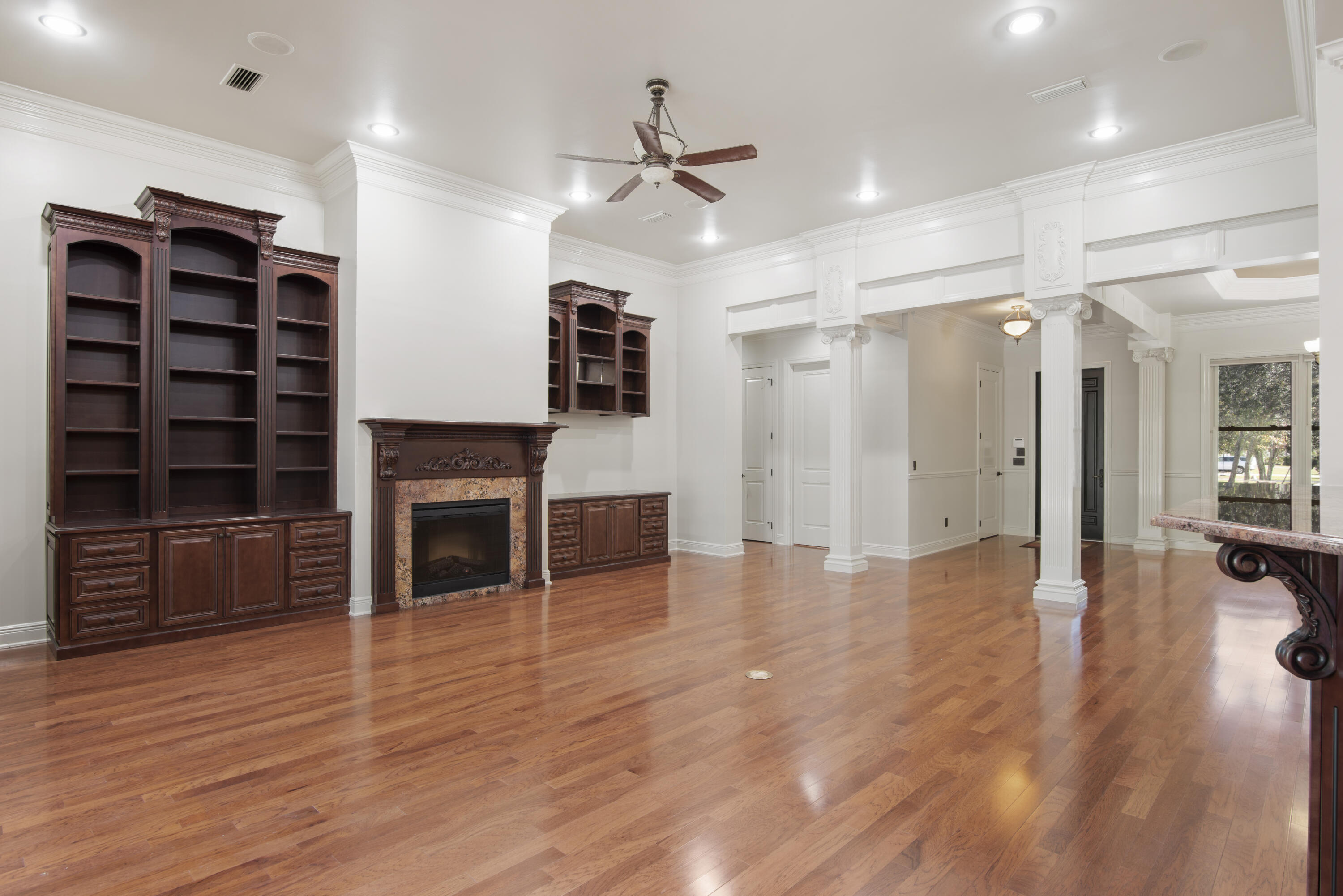 RIVER BEND - Residential Lease