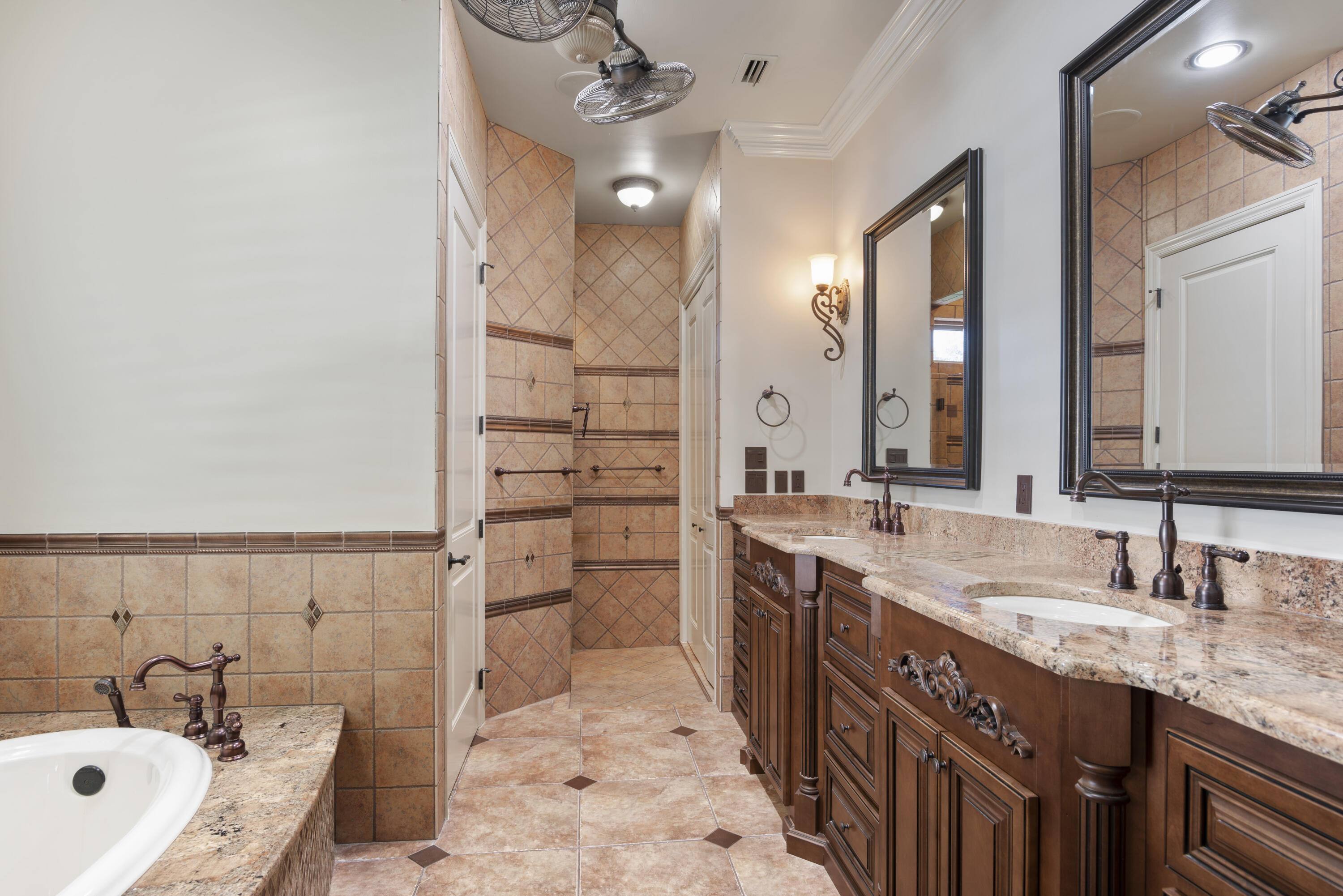 RIVER BEND - Residential Lease