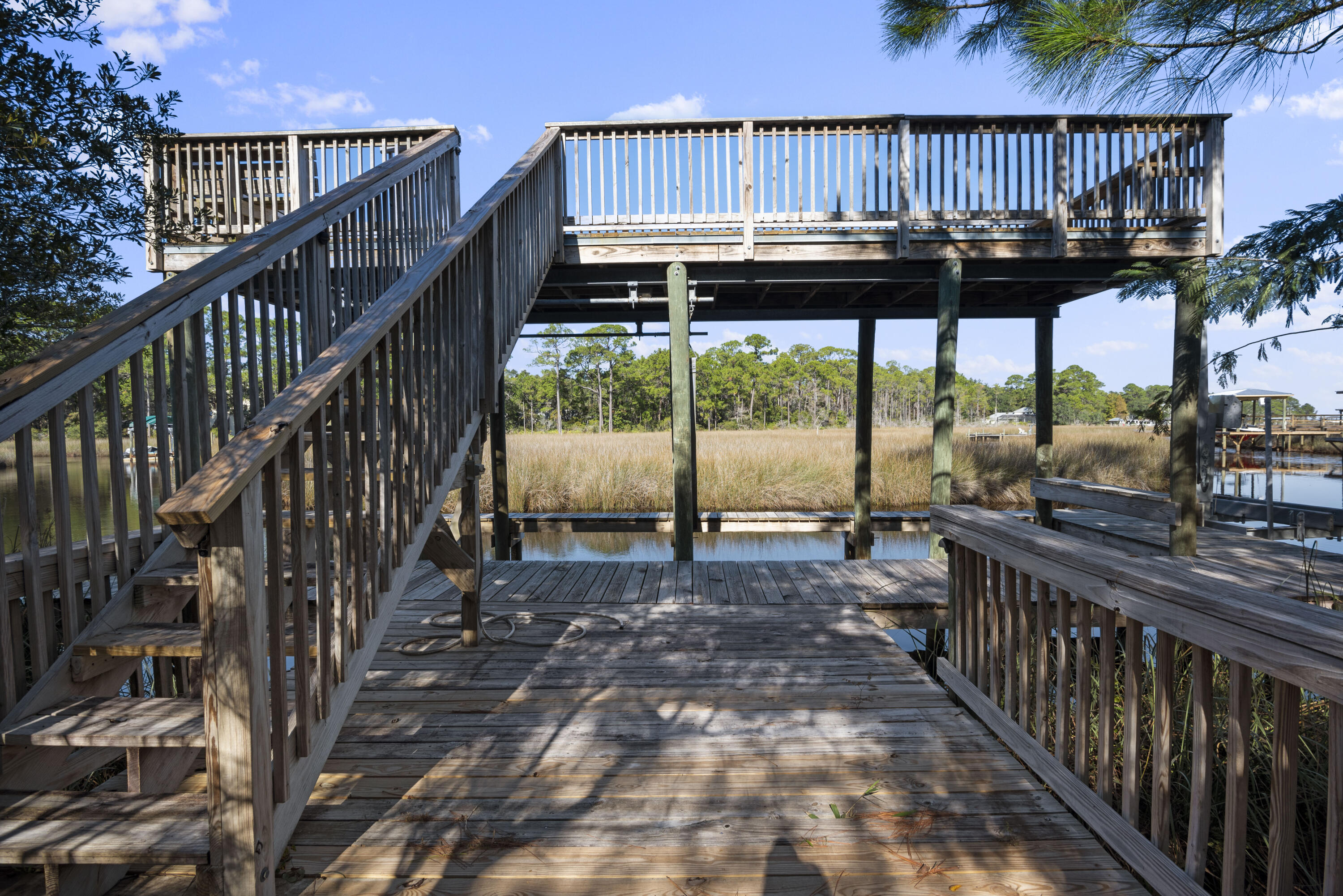 RIVER BEND - Residential Lease