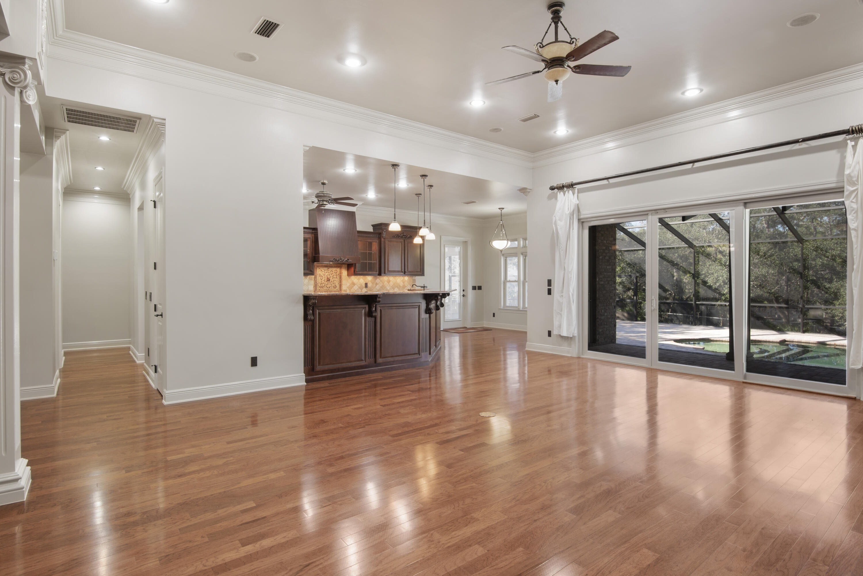 RIVER BEND - Residential Lease