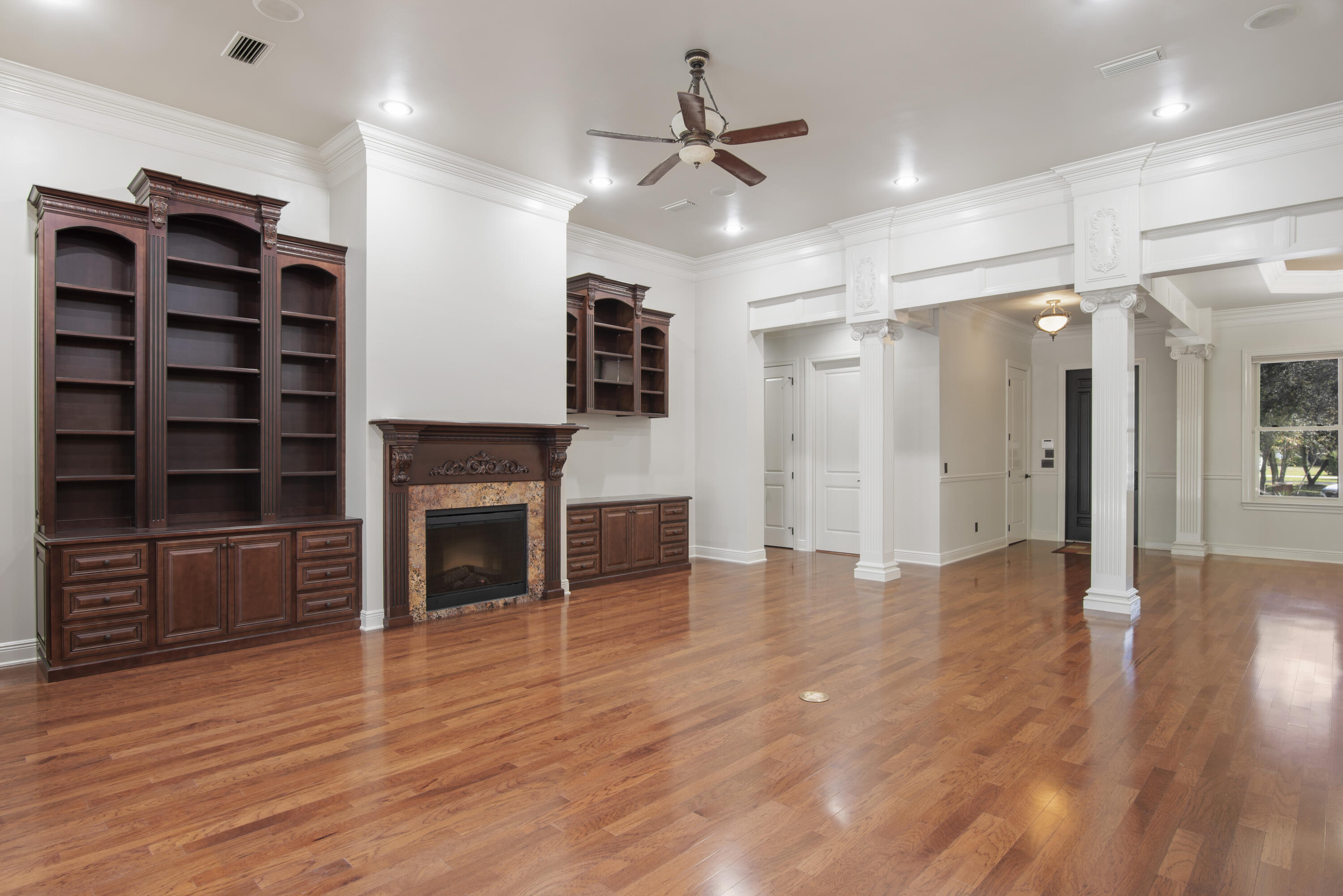 RIVER BEND - Residential Lease