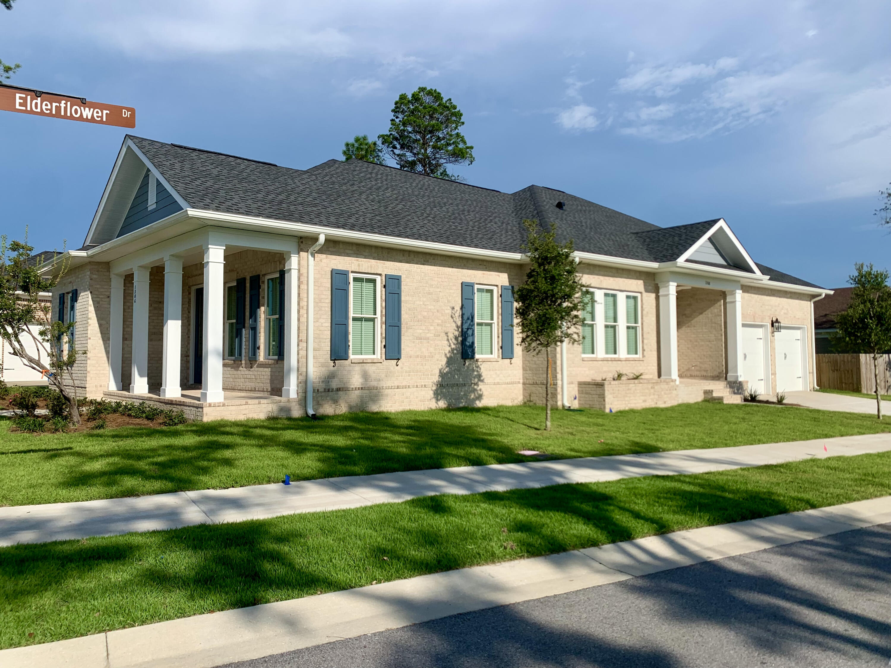 Deer Moss Creek - Residential