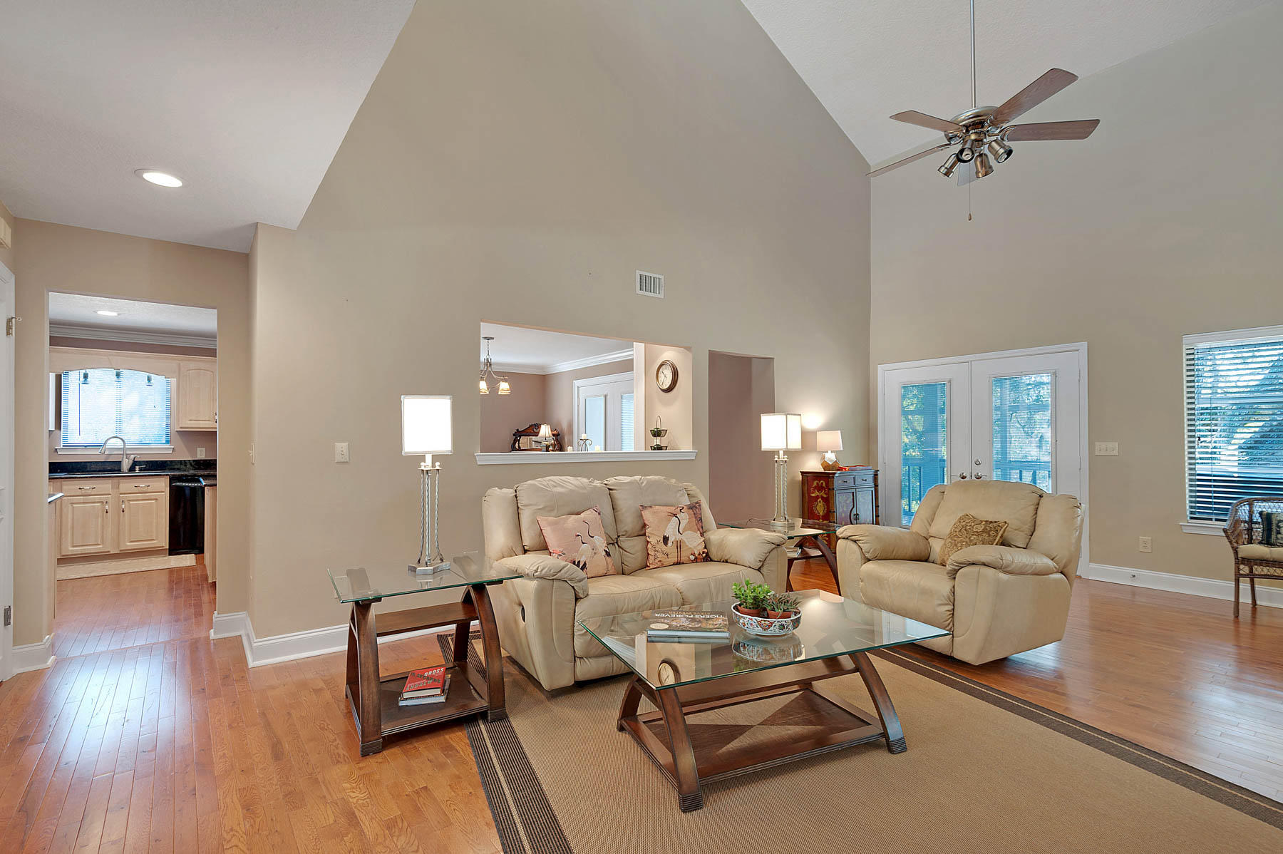 LAKE SHARON ESTATES - Residential