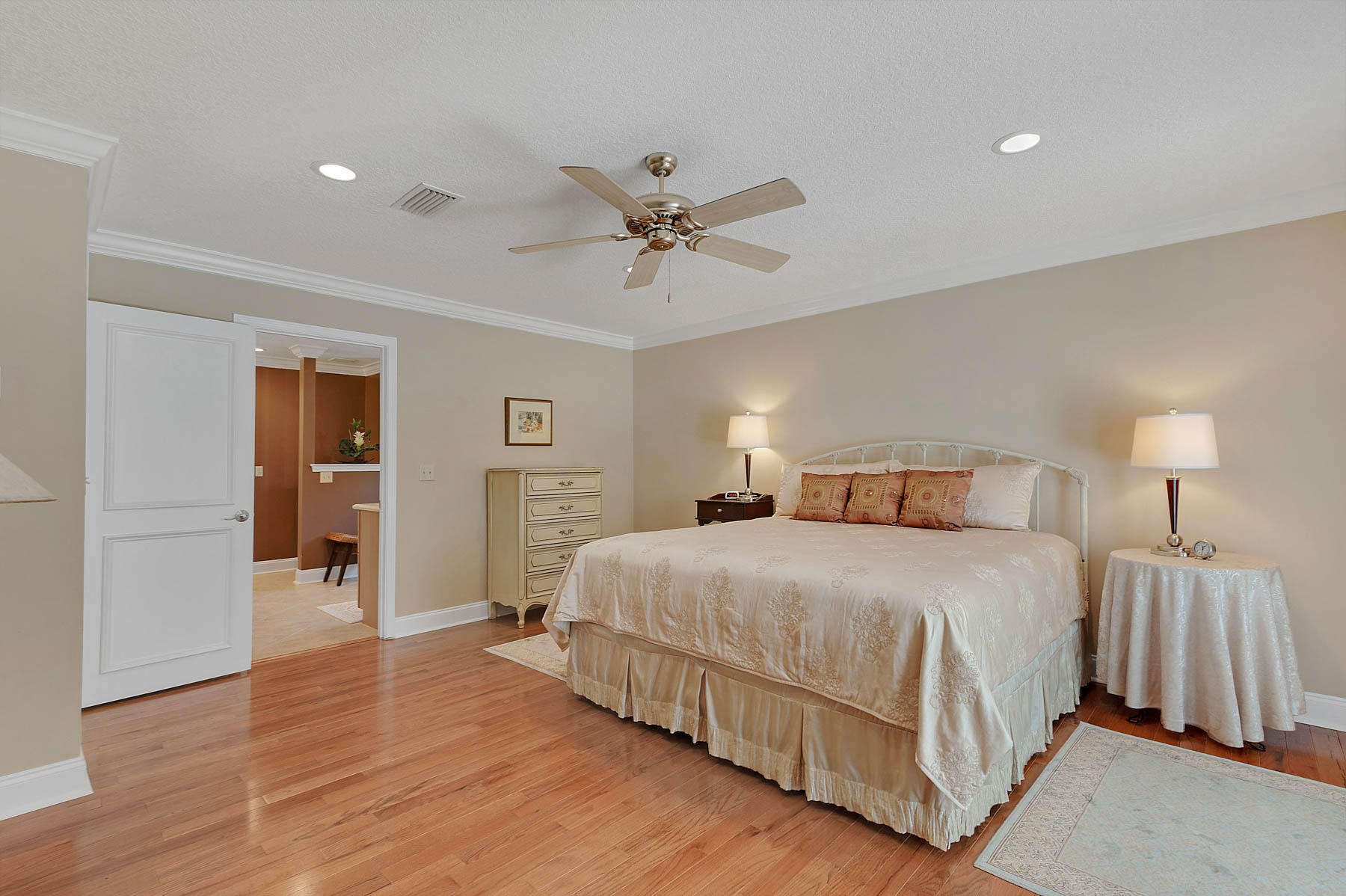 LAKE SHARON ESTATES - Residential