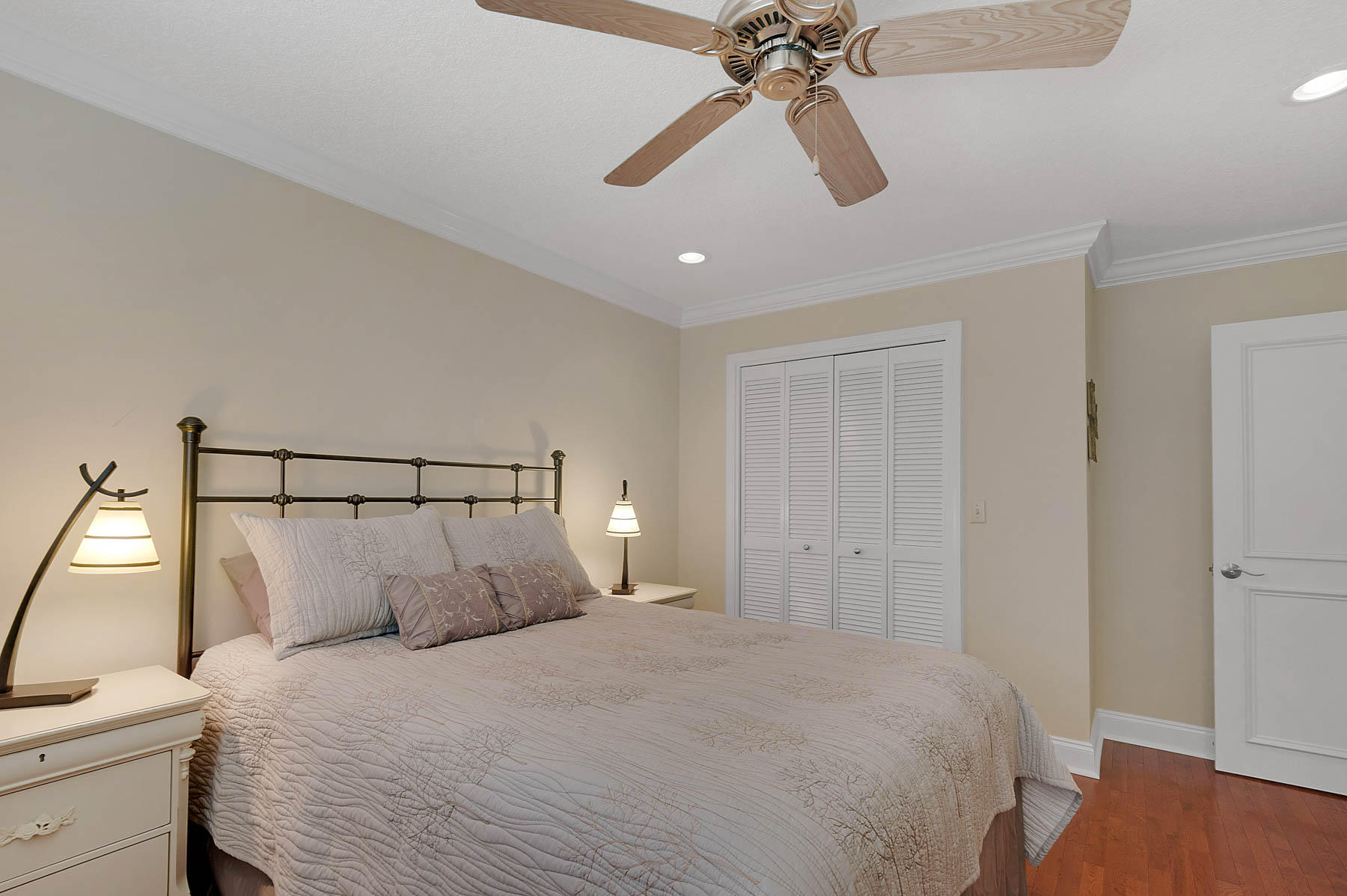 LAKE SHARON ESTATES - Residential