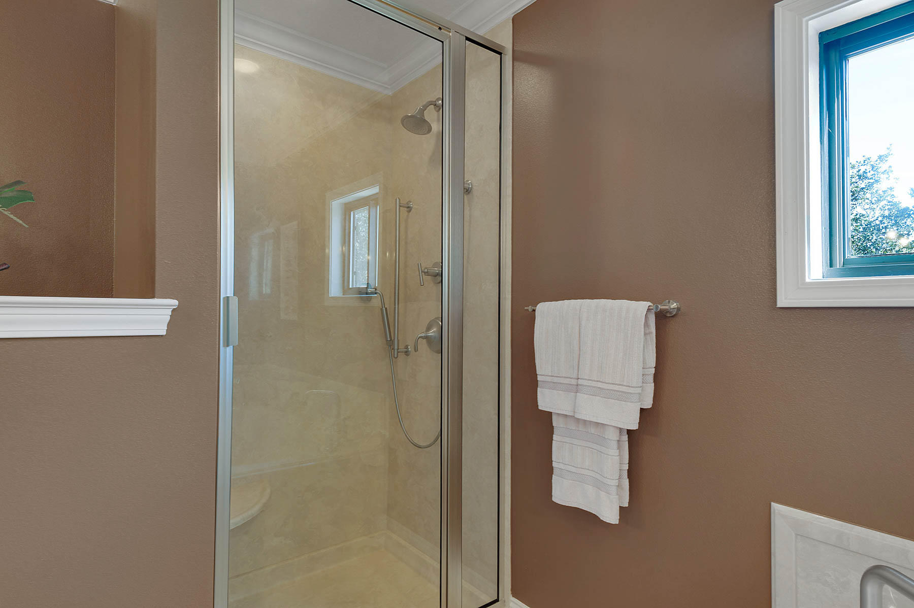 LAKE SHARON ESTATES - Residential