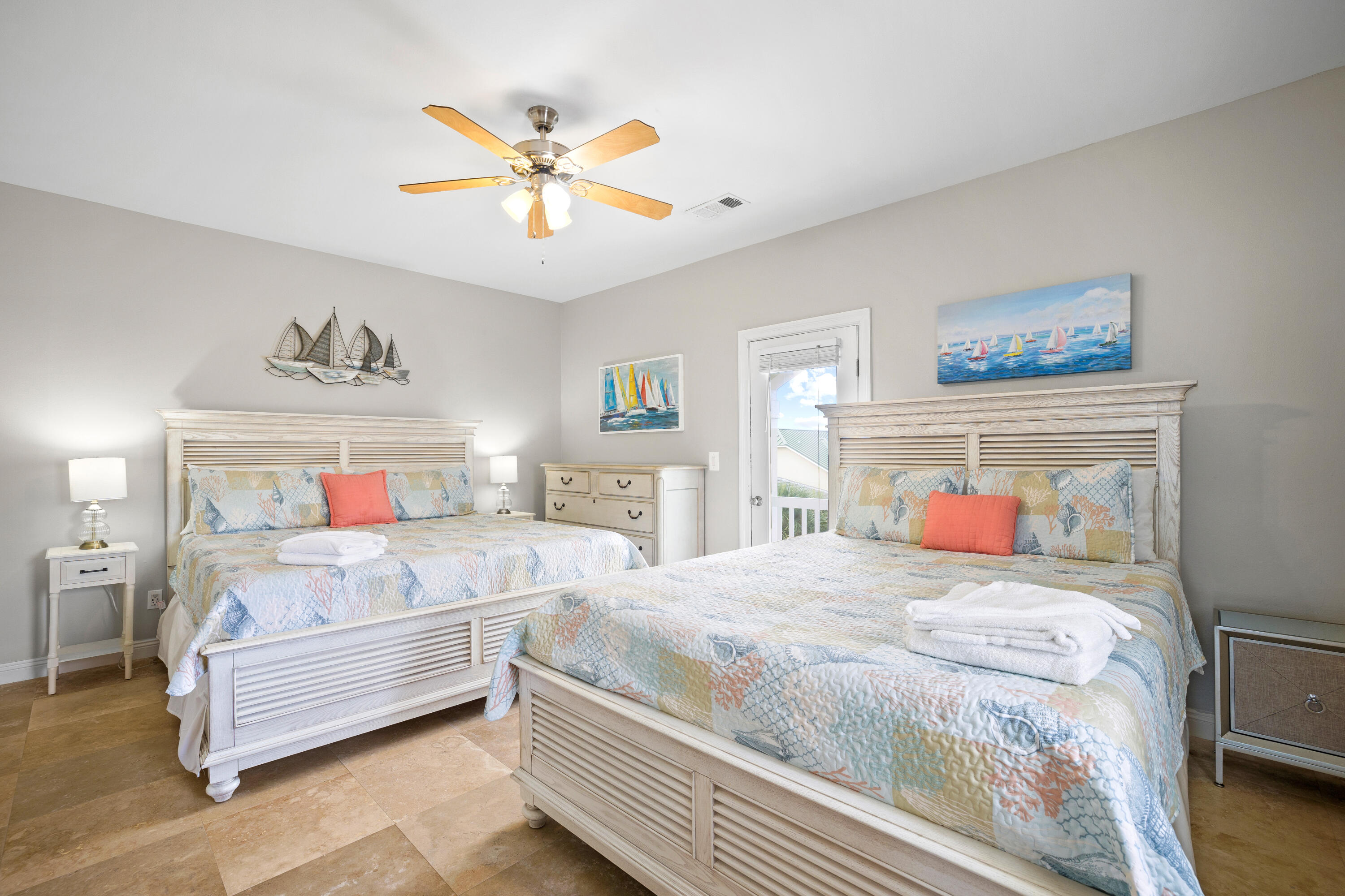 MARAVILLA SHORES - Residential