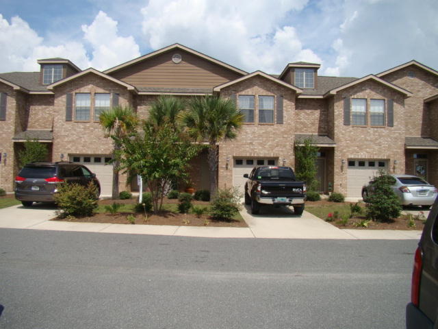 RESERVE POINTE - Residential Lease