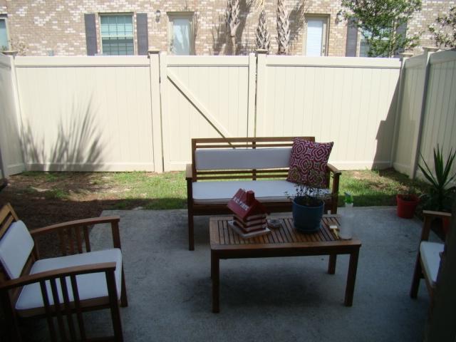 RESERVE POINTE - Residential Lease