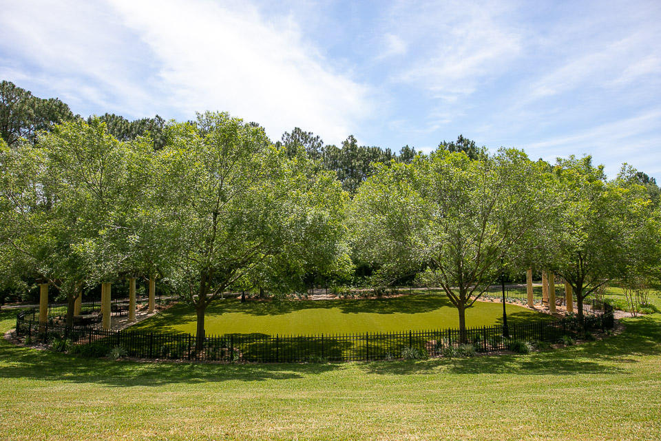 ONE WATER PLACE AT KELLY PLANTATION - Residential