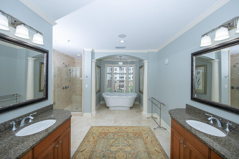 ONE WATER PLACE AT KELLY PLANTATION - Residential