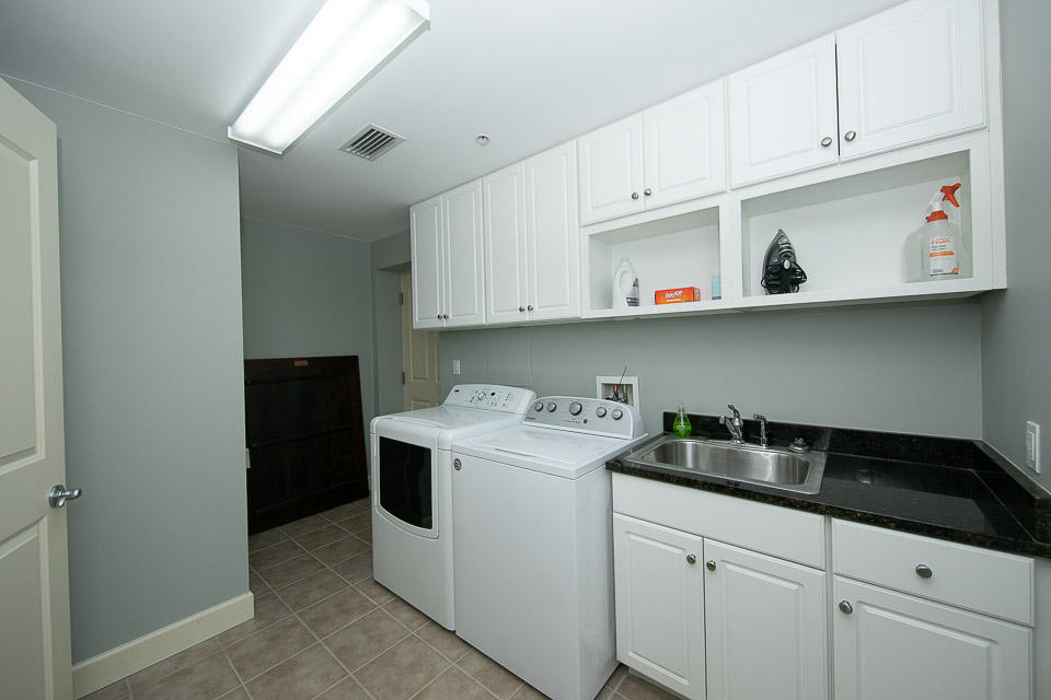 ONE WATER PLACE AT KELLY PLANTATION - Residential