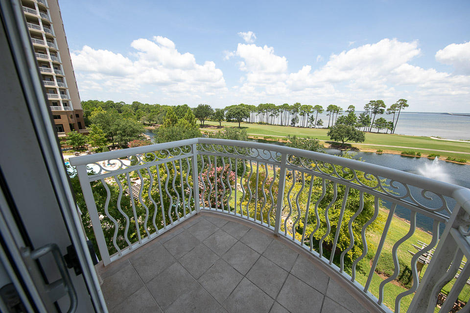 ONE WATER PLACE AT KELLY PLANTATION - Residential