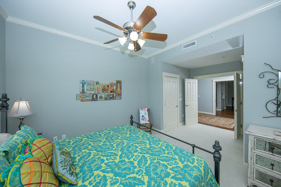 ONE WATER PLACE AT KELLY PLANTATION - Residential