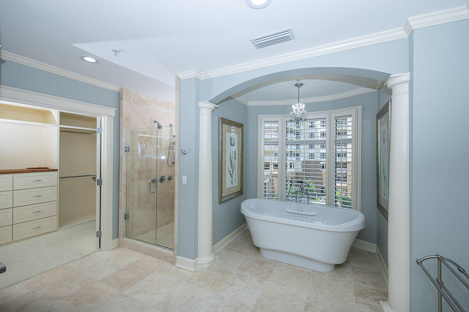 ONE WATER PLACE AT KELLY PLANTATION - Residential