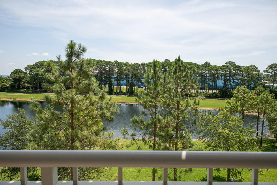 ONE WATER PLACE AT KELLY PLANTATION - Residential