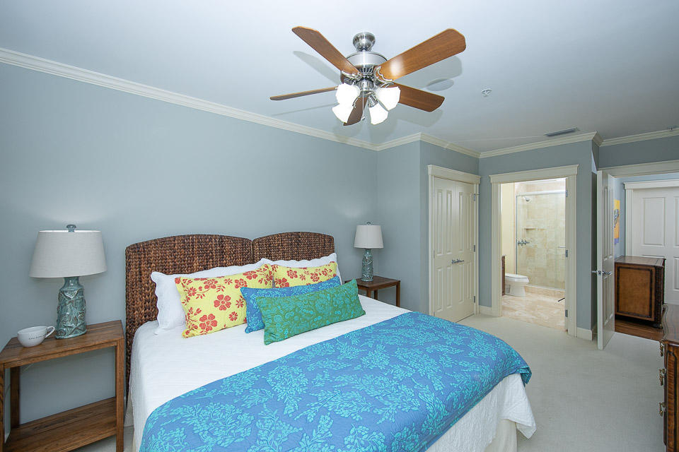 ONE WATER PLACE AT KELLY PLANTATION - Residential