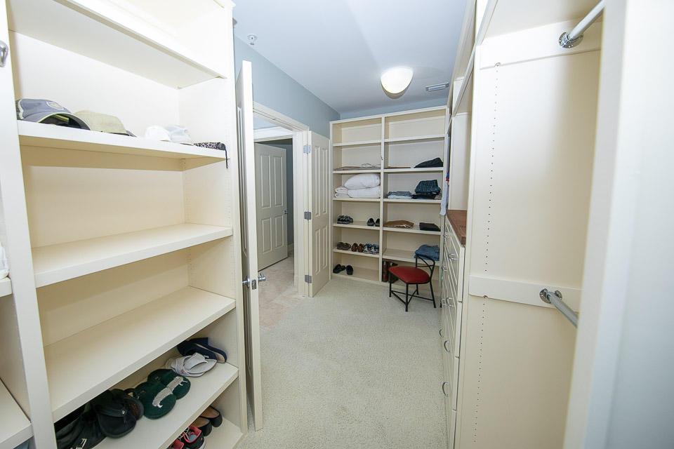 ONE WATER PLACE AT KELLY PLANTATION - Residential