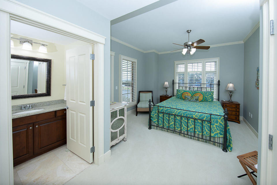 ONE WATER PLACE AT KELLY PLANTATION - Residential