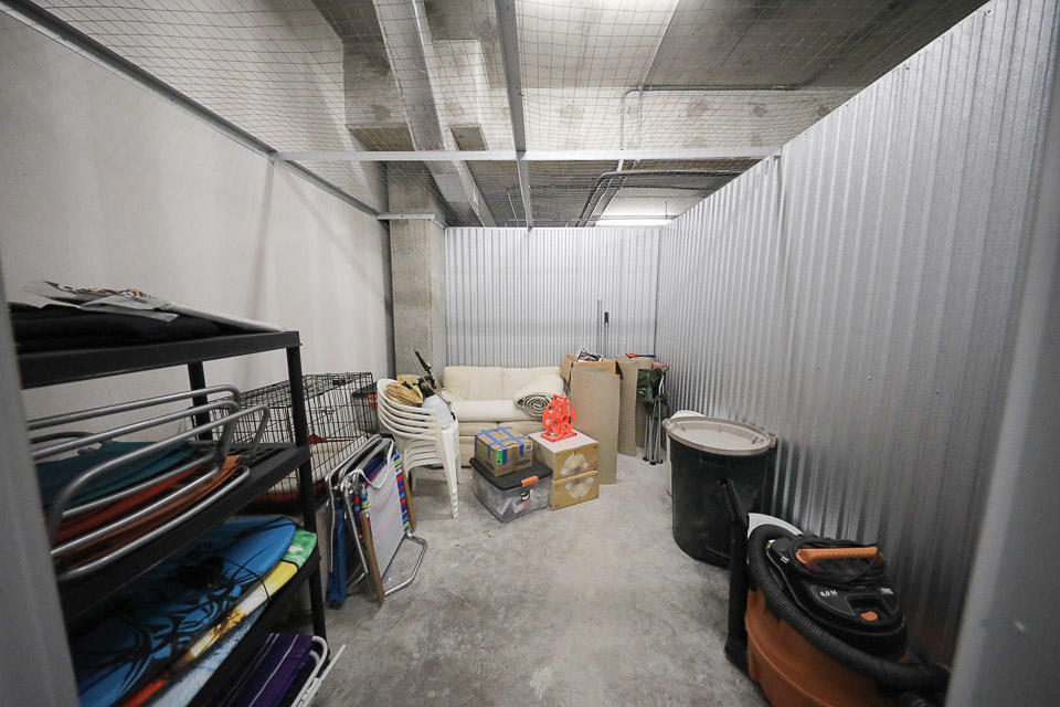 ONE WATER PLACE AT KELLY PLANTATION - Residential