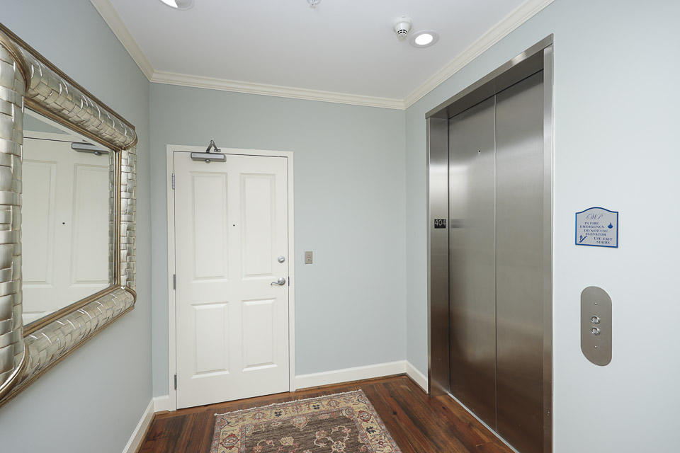 ONE WATER PLACE AT KELLY PLANTATION - Residential