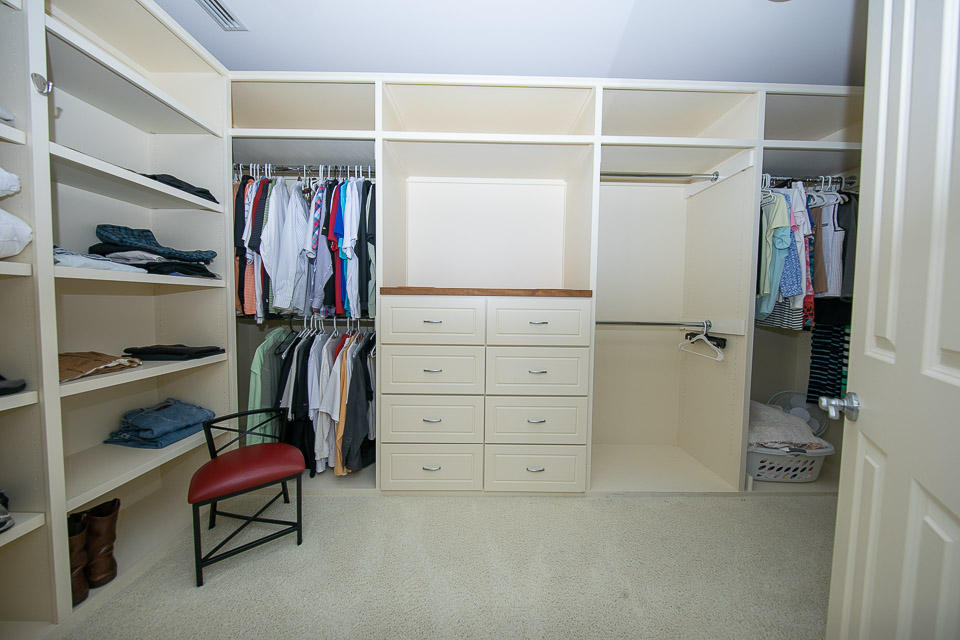 ONE WATER PLACE AT KELLY PLANTATION - Residential