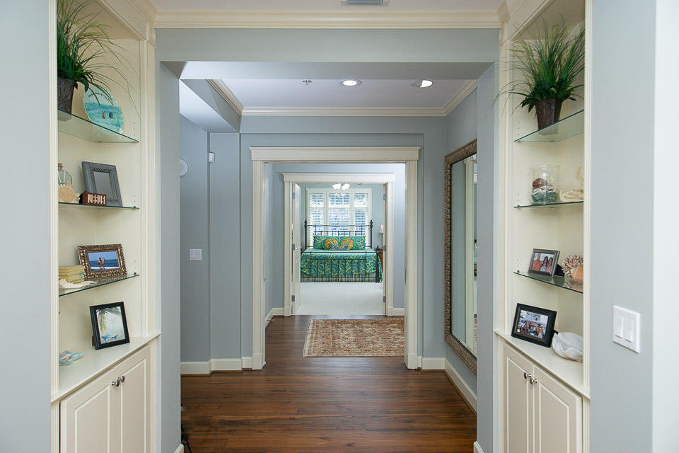 ONE WATER PLACE AT KELLY PLANTATION - Residential