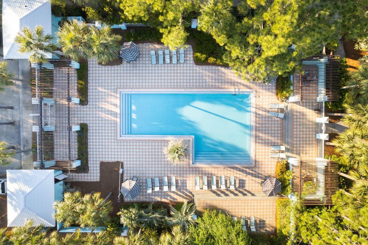 GULF PLACE RESIDENCES - Residential