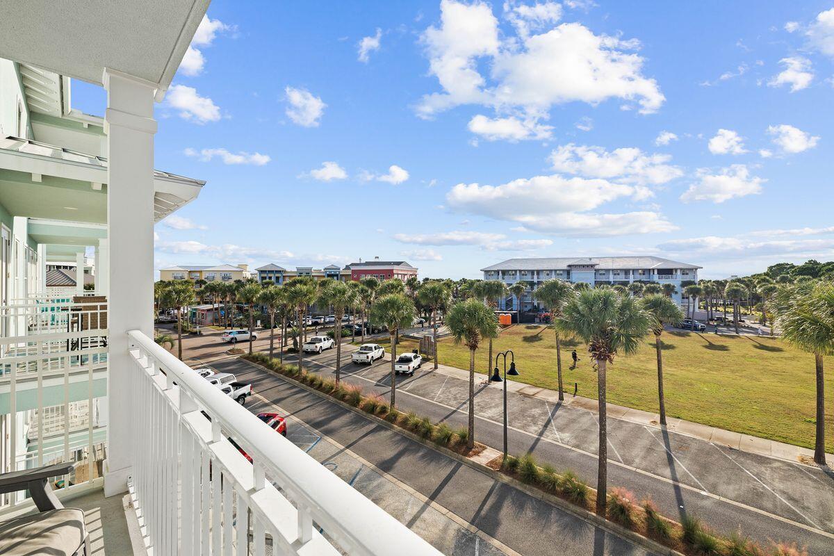 GULF PLACE RESIDENCES - Residential