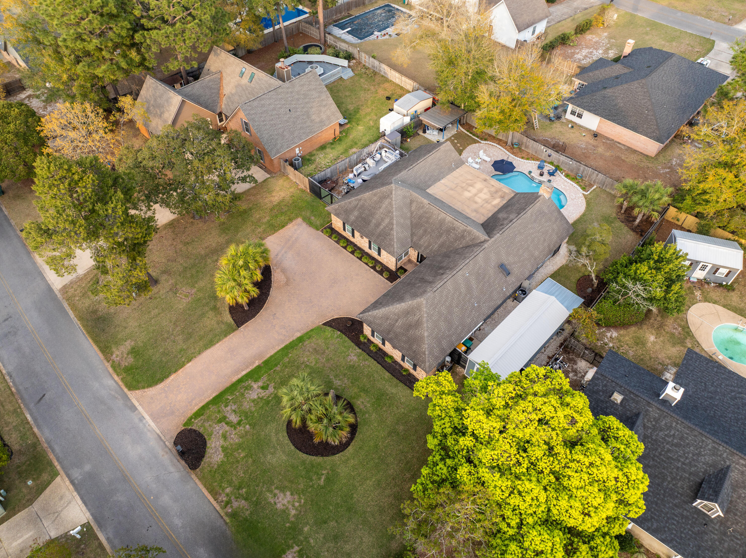 RAINTREE ESTATES - Residential