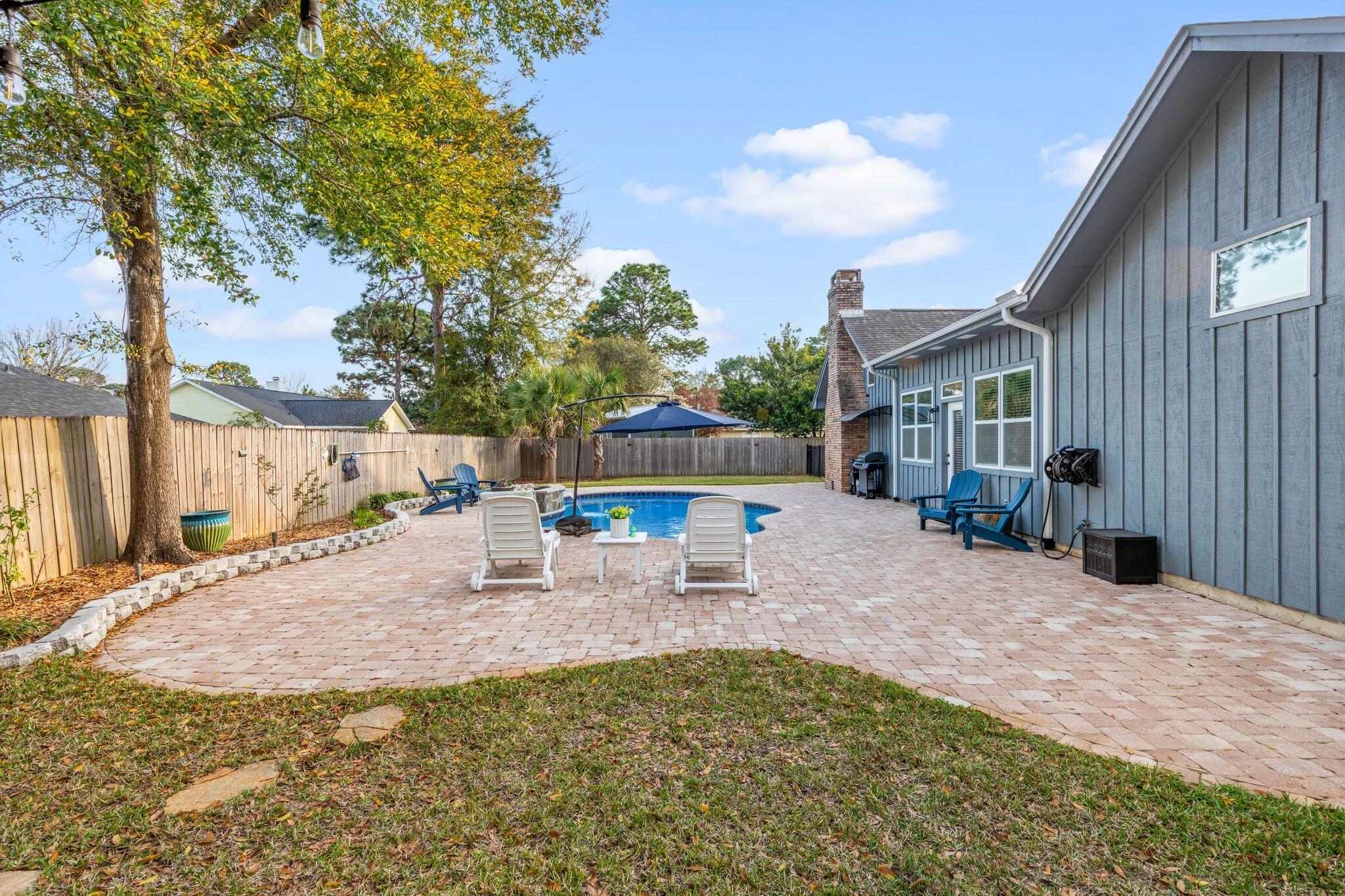 RAINTREE ESTATES - Residential