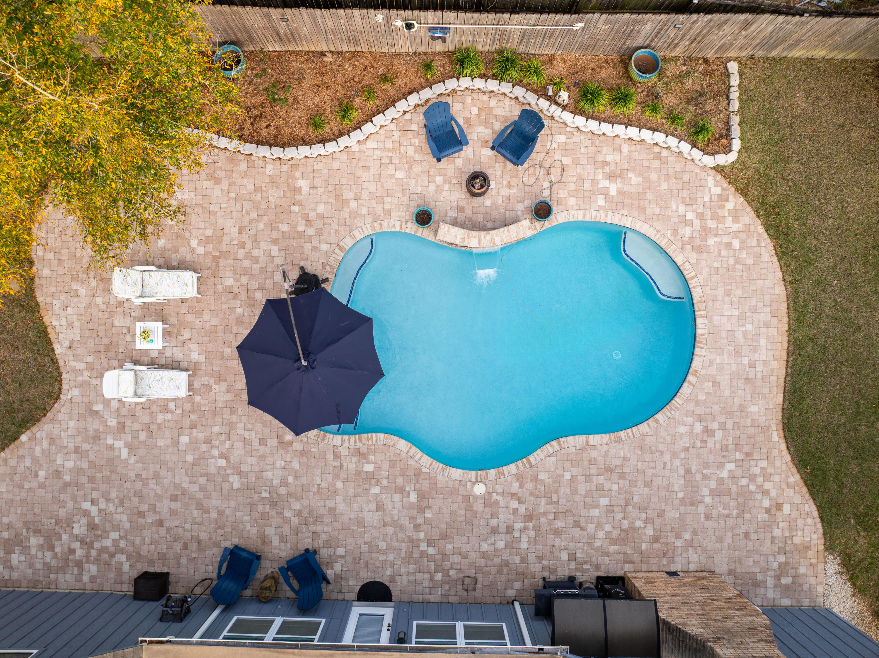 RAINTREE ESTATES - Residential