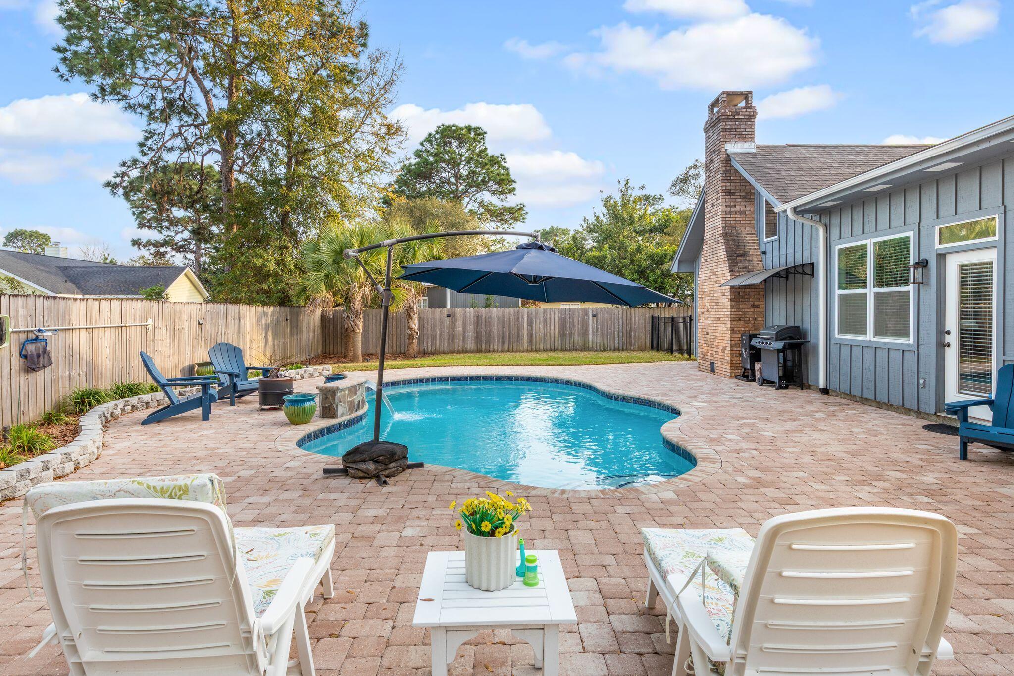 RAINTREE ESTATES - Residential