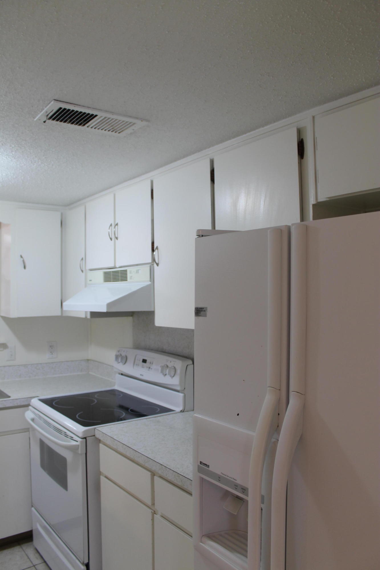 VALENCIA ARMS - Residential Lease