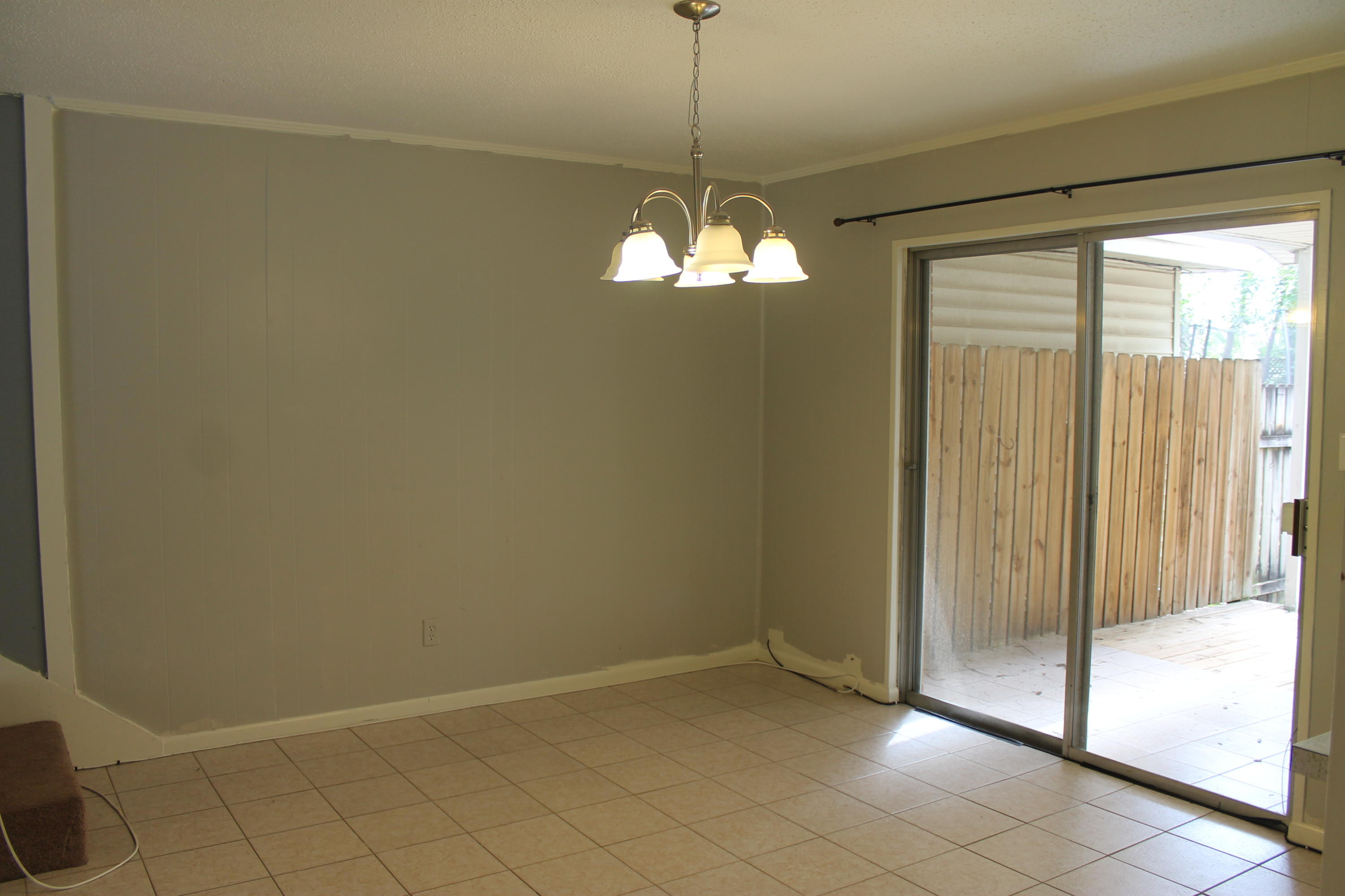 VALENCIA ARMS - Residential Lease